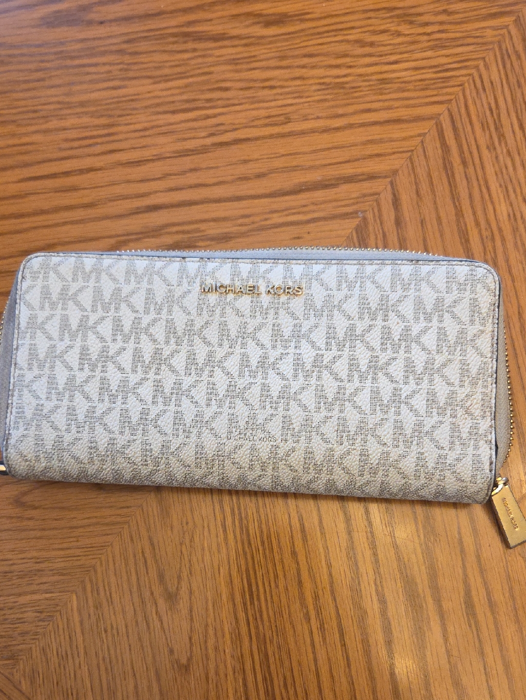 Michael Kors Beige/White Mk Logo Zip Wallet